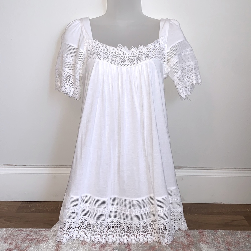 Lace white blouse. Size small